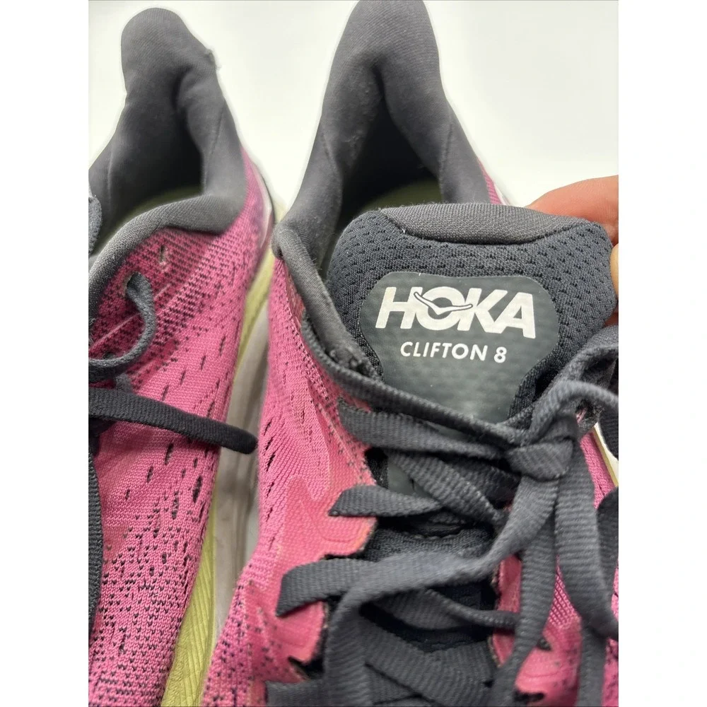 Hoka One One Clifton 8 Sneakers Womens Size 7B Pink Training Gym Athleisure READ